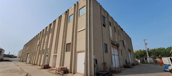 4500m² Warehouse in Sestu, Italy No. 333970 23