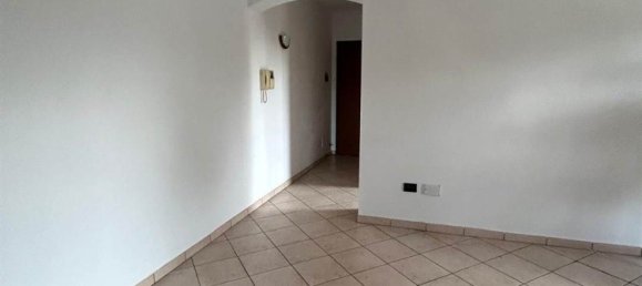 6-salle Appartement à Suzzara, Italy No. 275372 15