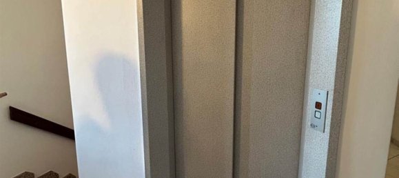 6-salle Appartement à Suzzara, Italy No. 275372 6