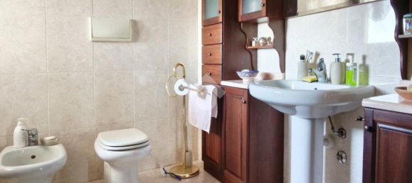 2 bedrooms Apartment in Cormano, Italy No. 378868 37