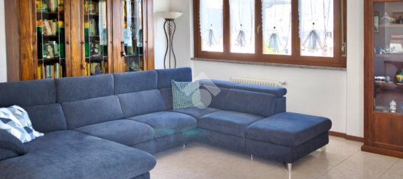 2 bedrooms Apartment in Cormano, Italy No. 378868 10