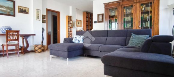 2 bedrooms Apartment in Cormano, Italy No. 378868 12