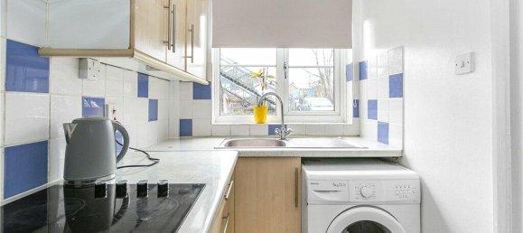 1 غرف نوم طابقين في Surrey, United Kingdom رقم 8618 8