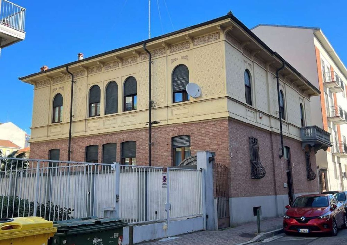 4 rooms Apartment in Vercelli, Italy No. 13348