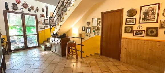 Villa de 7 dormitorios en Parma, Italy No. 377843 3