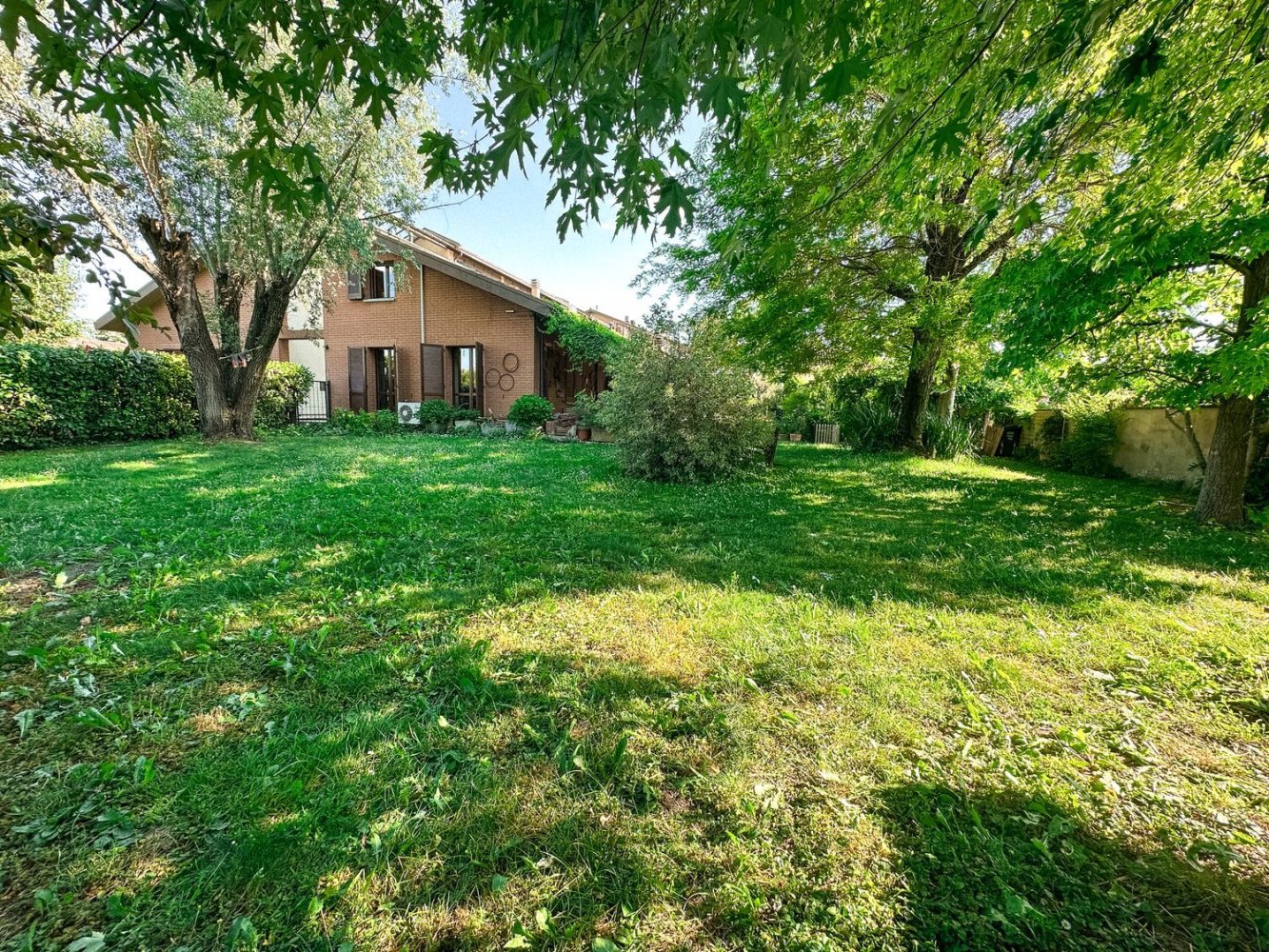 Villa de 7 dormitorios en Parma, Italy No. 377843