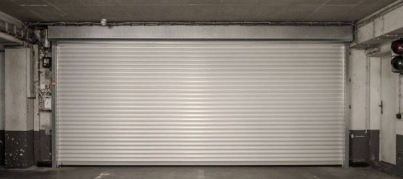  Parking in Nuremberg, Germany No. 185858 2