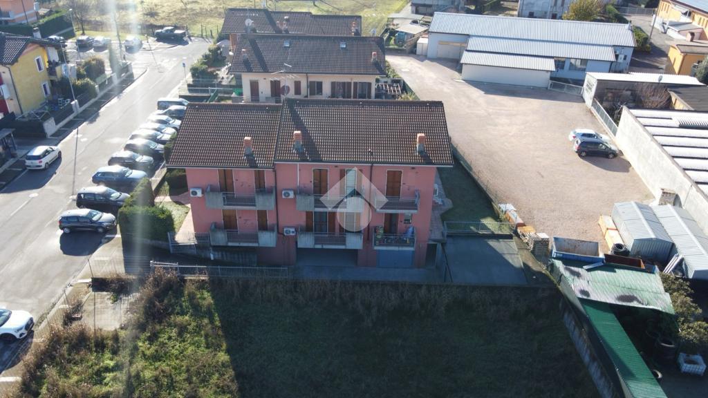 2 rooms Apartment in Oppeano, Italy No. 64213