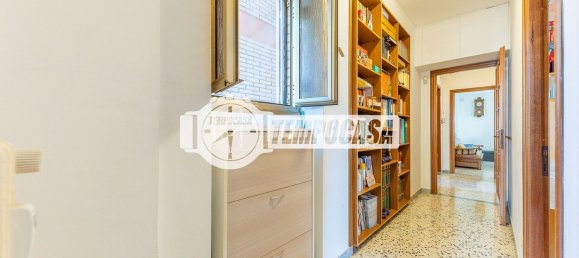 3 bedrooms Apartment in Rome, Italy No. 325123 9