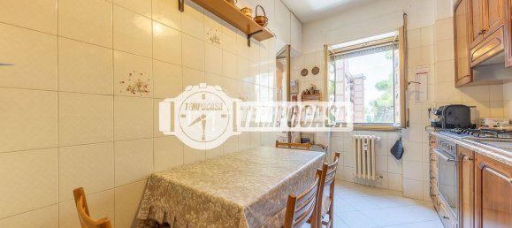 3 bedrooms Apartment in Rome, Italy No. 325123 11