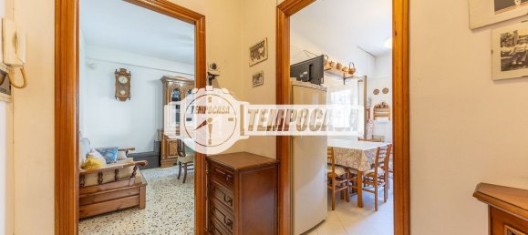 3 bedrooms Apartment in Rome, Italy No. 325123 4