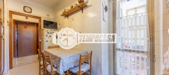 3 bedrooms Apartment in Rome, Italy No. 325123 13