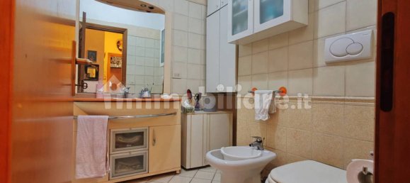 Apartamento de 3 dormitorios en Rome, Italy No. 215004 22