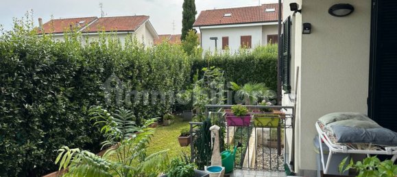 2 bedrooms Apartment in Ornago, Italy No. 299082 9