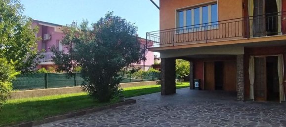7 غرف نوم فيلا في Castel Goffredo, Italy رقم 329823 4