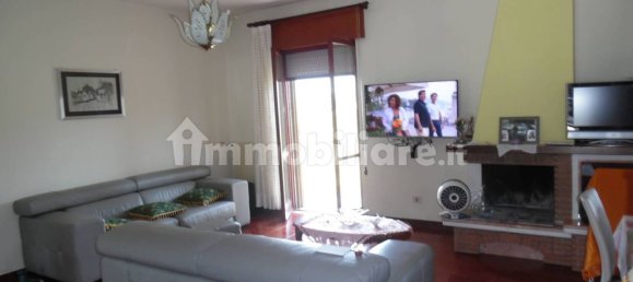 2 Schlafzimmer Wohnung in Lioni, Italy, Nr. 134695 4