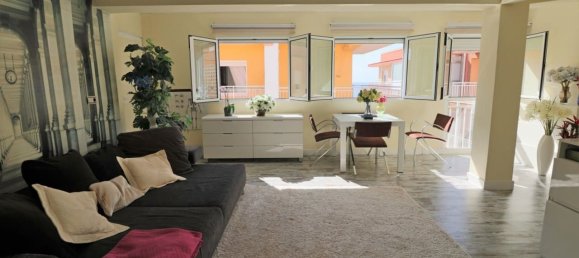 3 bedrooms Penthouse in Torrevieja, Spain No. 186352 2