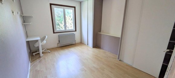 4 bedrooms House in Monsempron-Libos, France No. 97639 11