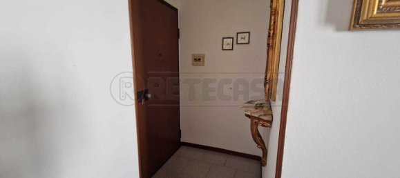 Квартира с 4 комнатами в Кремона, Италия № 66798 21