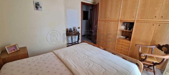 Квартира с 4 комнатами в Кремона, Италия № 66798 10