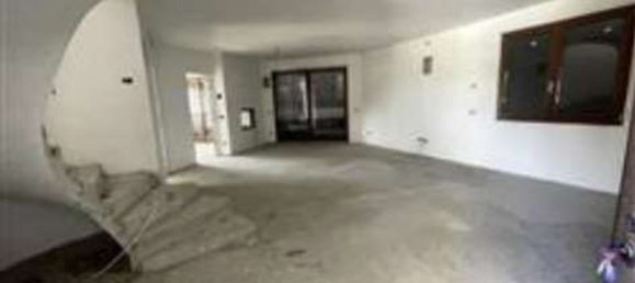 5-salle Appartement à Giussano, Italy No. 8195 5