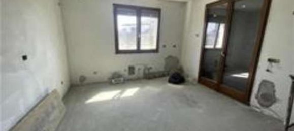 5-salle Appartement à Giussano, Italy No. 8195 7