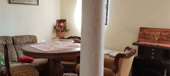 9 rooms House in Bagnolo in Piano, Italy No. 85099 5