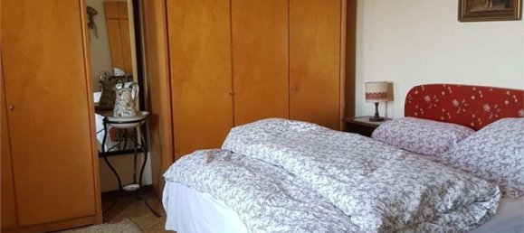 9 rooms House in Bagnolo in Piano, Italy No. 85099 8