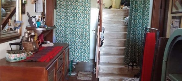 9 rooms House in Bagnolo in Piano, Italy No. 85099 12