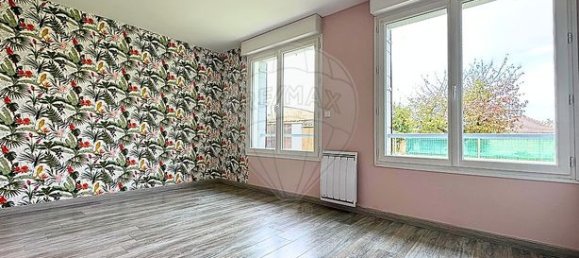 2 bedrooms House in Senlis, France No. 313453 4