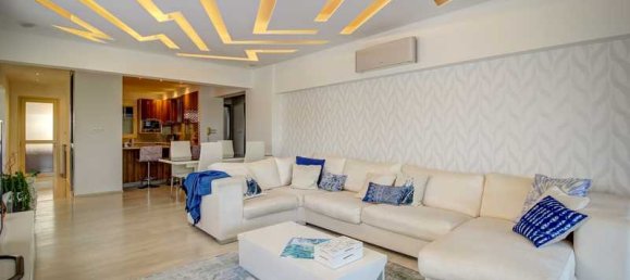3 bedrooms Apartment in Limassol, Cyprus No. 14002 14