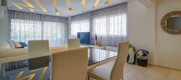 3 bedrooms Apartment in Limassol, Cyprus No. 14002 9