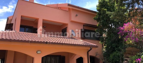 5 bedrooms Villa in Reggio Calabria, Italy No. 202078 17