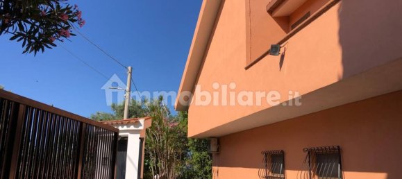 5 bedrooms Villa in Reggio Calabria, Italy No. 202078 9