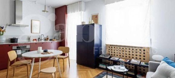3 rooms Apartment in Bologna, Italy No. 103343 3