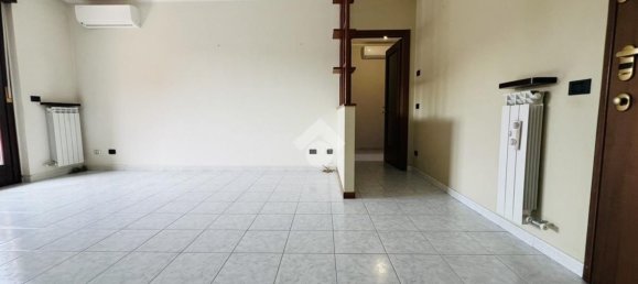 3غرفة شقة في Carugate, Italy رقم 290567 10