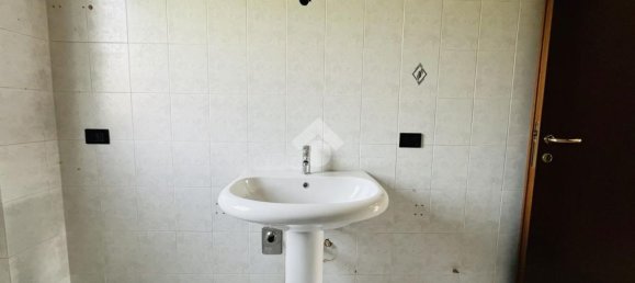 3غرفة شقة في Carugate, Italy رقم 290567 35