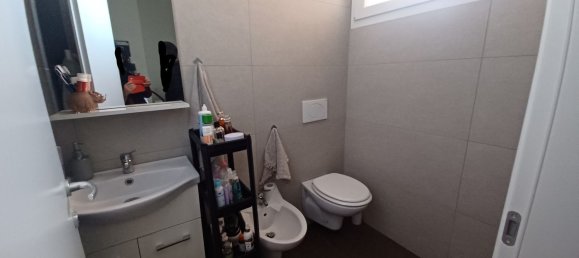 3-salle Appartement à Monte Grimano Terme, Italy No. 226405 10