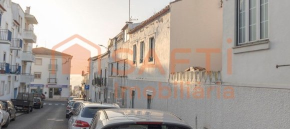 172m² Building in Nazare, Portugal No. 139406 4