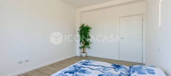 2 bedrooms Apartment in Milan, Italy No. 356508 9