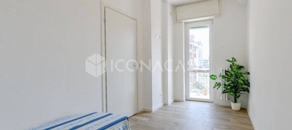 2 bedrooms Apartment in Milan, Italy No. 356508 15