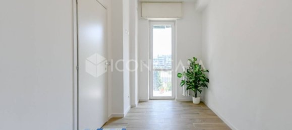 2 bedrooms Apartment in Milan, Italy No. 356508 16
