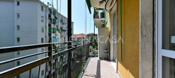 2 bedrooms Apartment in Milan, Italy No. 356508 20