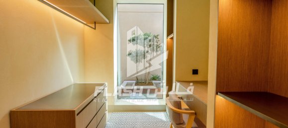 4 bedrooms Villa in Ras Al Khaimah, UAE No. 33105 6