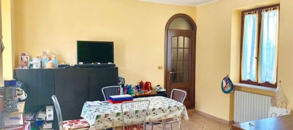 3 rooms House in Valle Lomellina, Italy No. 5769 12