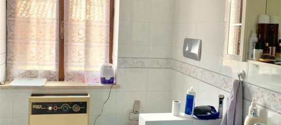 3 rooms House in Valle Lomellina, Italy No. 5769 15