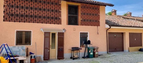 3 rooms House in Valle Lomellina, Italy No. 5769 18