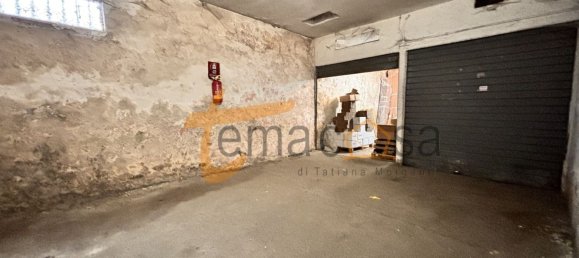 16m² Garage in Rome, Italy No. 198697 16