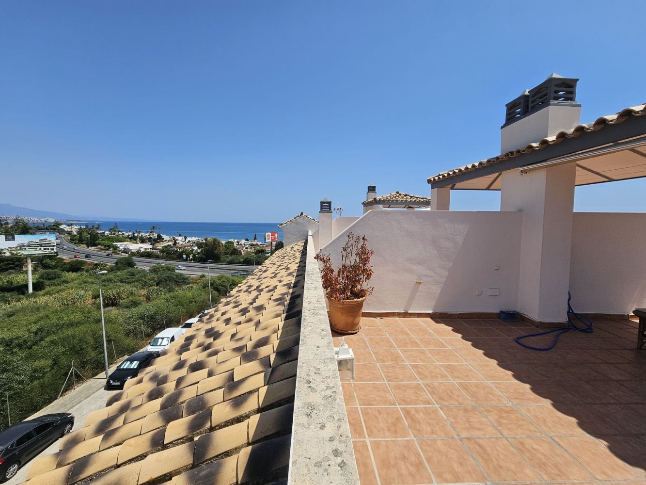2 bedrooms Penthouse in Estepona, Spain No. 250576