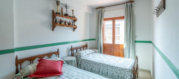 Adosado de 4 dormitorios en Albolote, Spain No. 162973 32